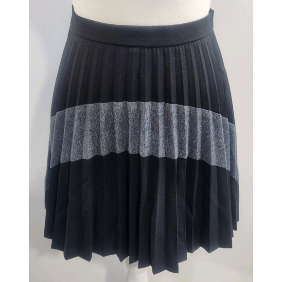 Lacoste Dresses & Skirts - Lacoste Black Gray Pleated Mini Skirt Made in France Size UK 4  US 2‎